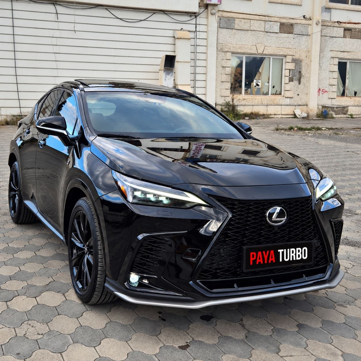 لکسوس NX 350