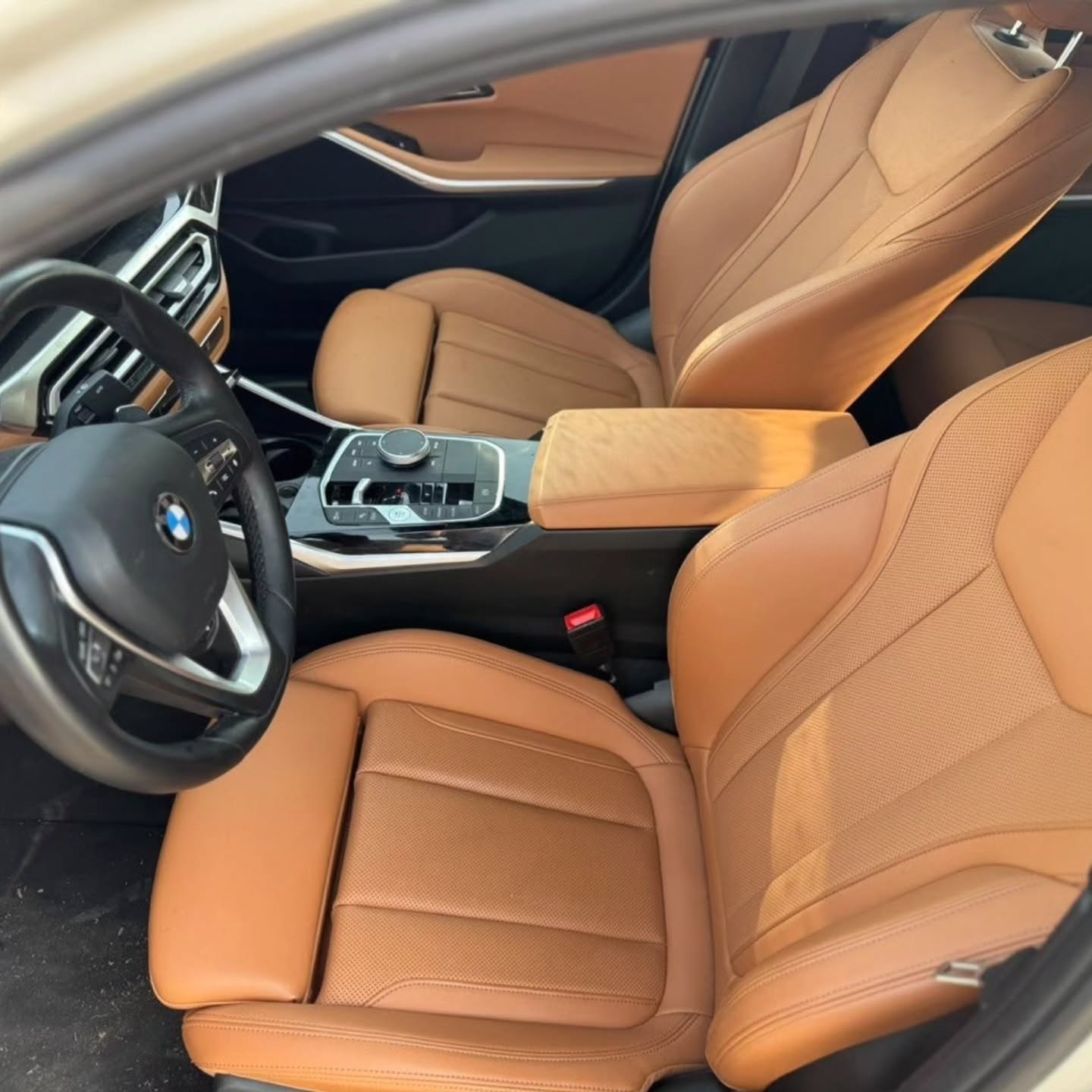 BMW 330i